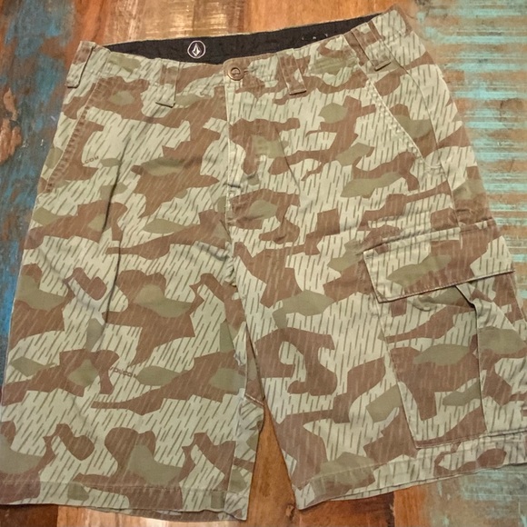 Volcom Other - Volcom Men's Green and Brown Cargo Shorts